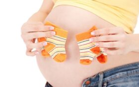 Как проходит беременность двойней и ее возможные осложнения