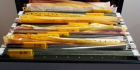 Хранение документов.