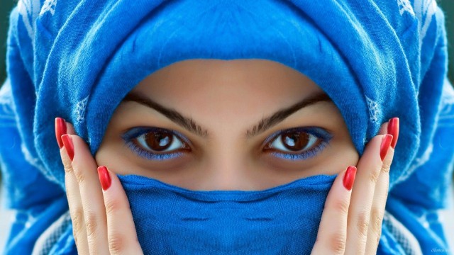 Женские хитрости с мужчиной