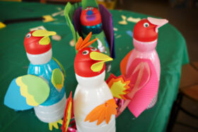 Птица из пластиковой бутылки