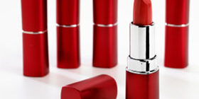 Из чего делают помаду фото