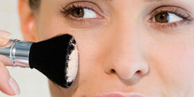 Как правильно нанести пудру фото