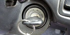 Как завести машину без подсоса