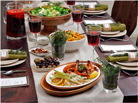 Разновидность обедов: обычный и официальный Разновидность обедов: обычный и официальный