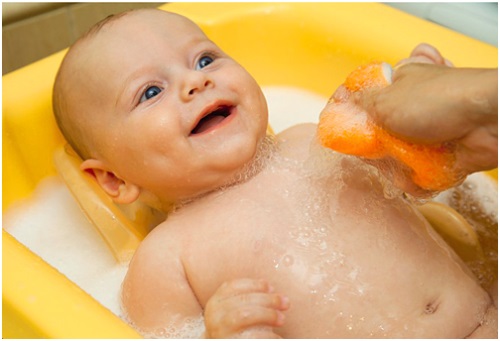 Как бороться с опрелостями у младенцев Как бороться с опрелостями у младенцев