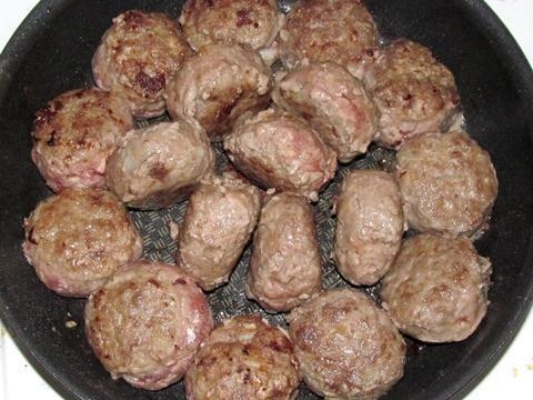 kak-prigotovit-ezhiki-iz-farsha-s-risom-25