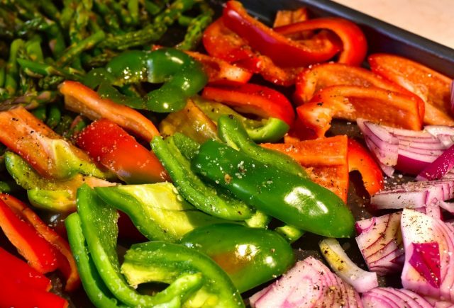 kak-prigotovit-kuricu-s-kartoshkoj-v-duxovke11.1