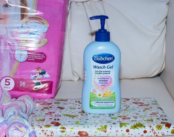 kak-sdelat-tort-iz-pampersov-svoimi-rukami-18