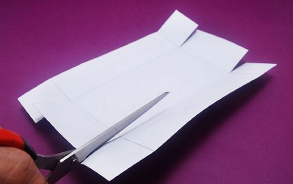 Как упаковать подарок в подарочную бумагу