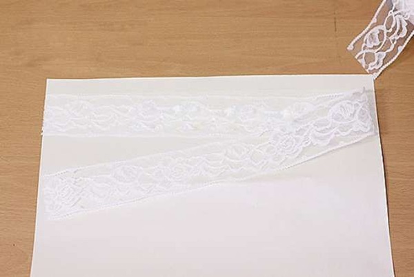 Как упаковать подарок в подарочную бумагу