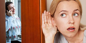 Как узнать, прослушивается ли мобильный телефон