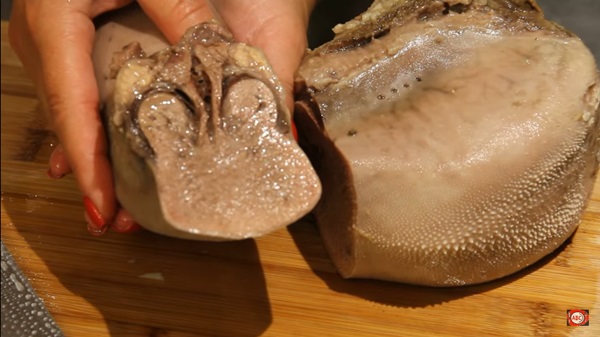 Как варить говяжий язык в кастрюле: рецепт с фото