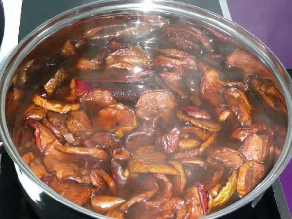 Как варить компот из сухофруктов