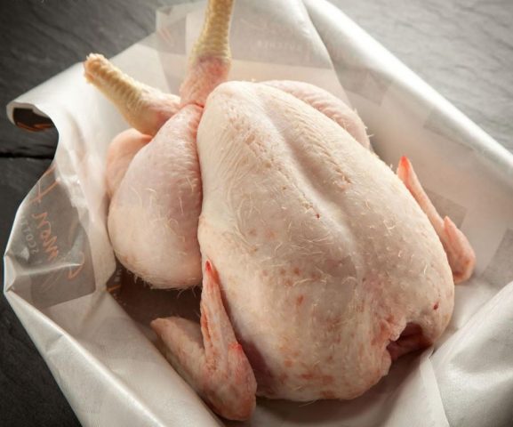 kak-zapech-kuricu-v-duxovke-celikom-14.1