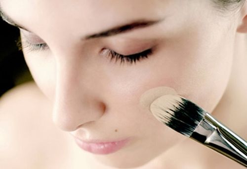 Какую выбрать пудру для жирной и комбинированной кожи лица