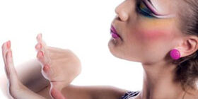 manicure Как самой сделать маникюр. Маникюр в домашних условиях. Как делать правильный маникюр. Укрепляем ногти.