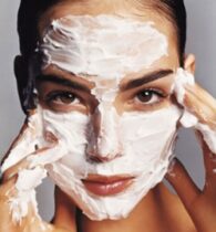 Маска для лица из сметаны: зимний уход за кожей лица