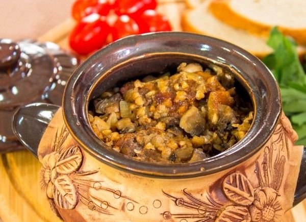 mjaso-v-gorshochkah-9