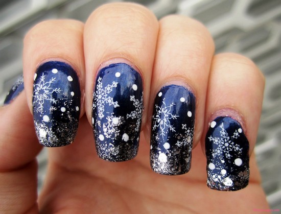 Новогодний дизайн ногтей: 5 лучших идей