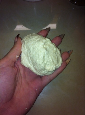 podelka-na-9-maja-iz-solenogo-testa-01