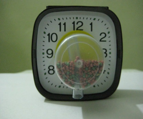 Стационарная и автоматическая кормушка для аквариума своими руками