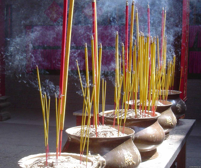 Как улучшить запах в квартире?