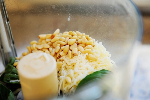 Фото рецепт пасты под соусом песто