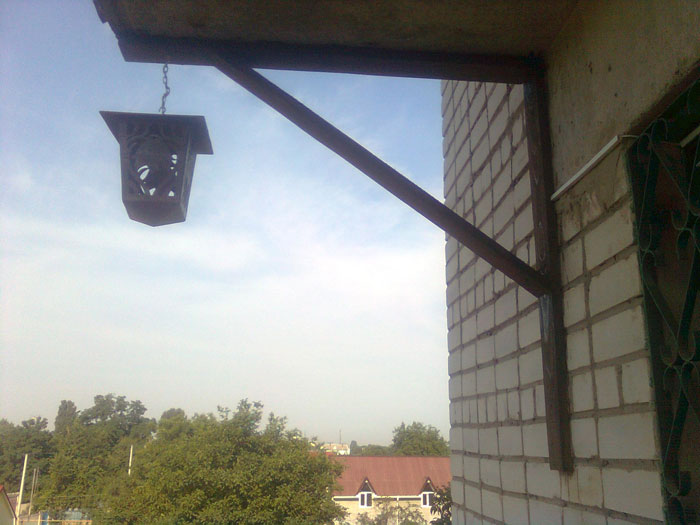 Фонарь-на-ферме